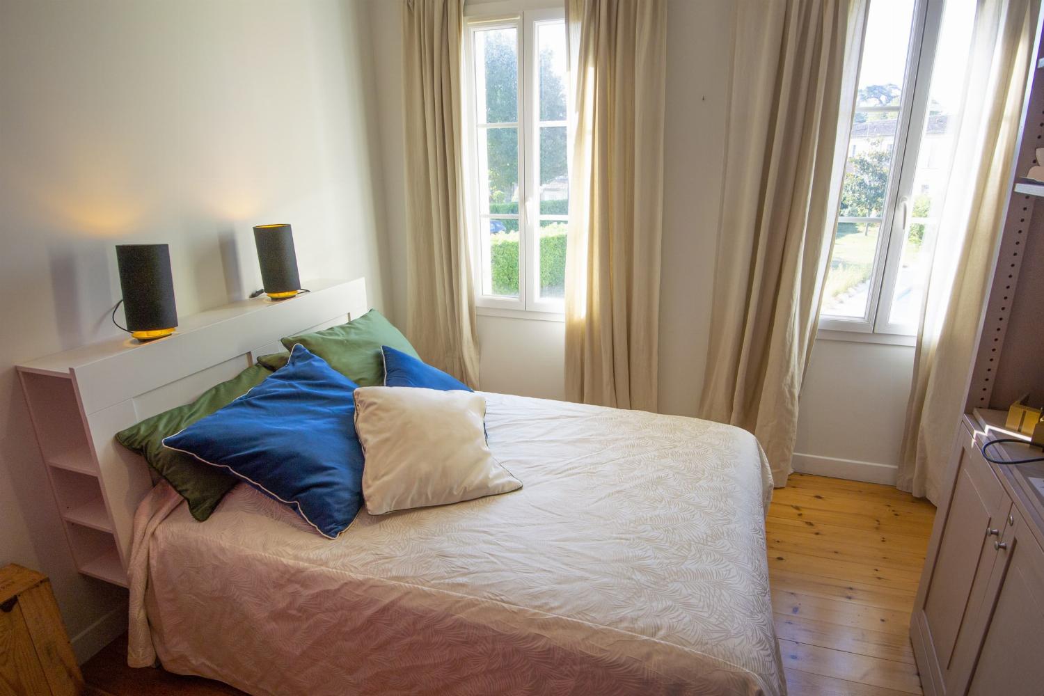 Bedroom | Holiday accommodation in Gironde