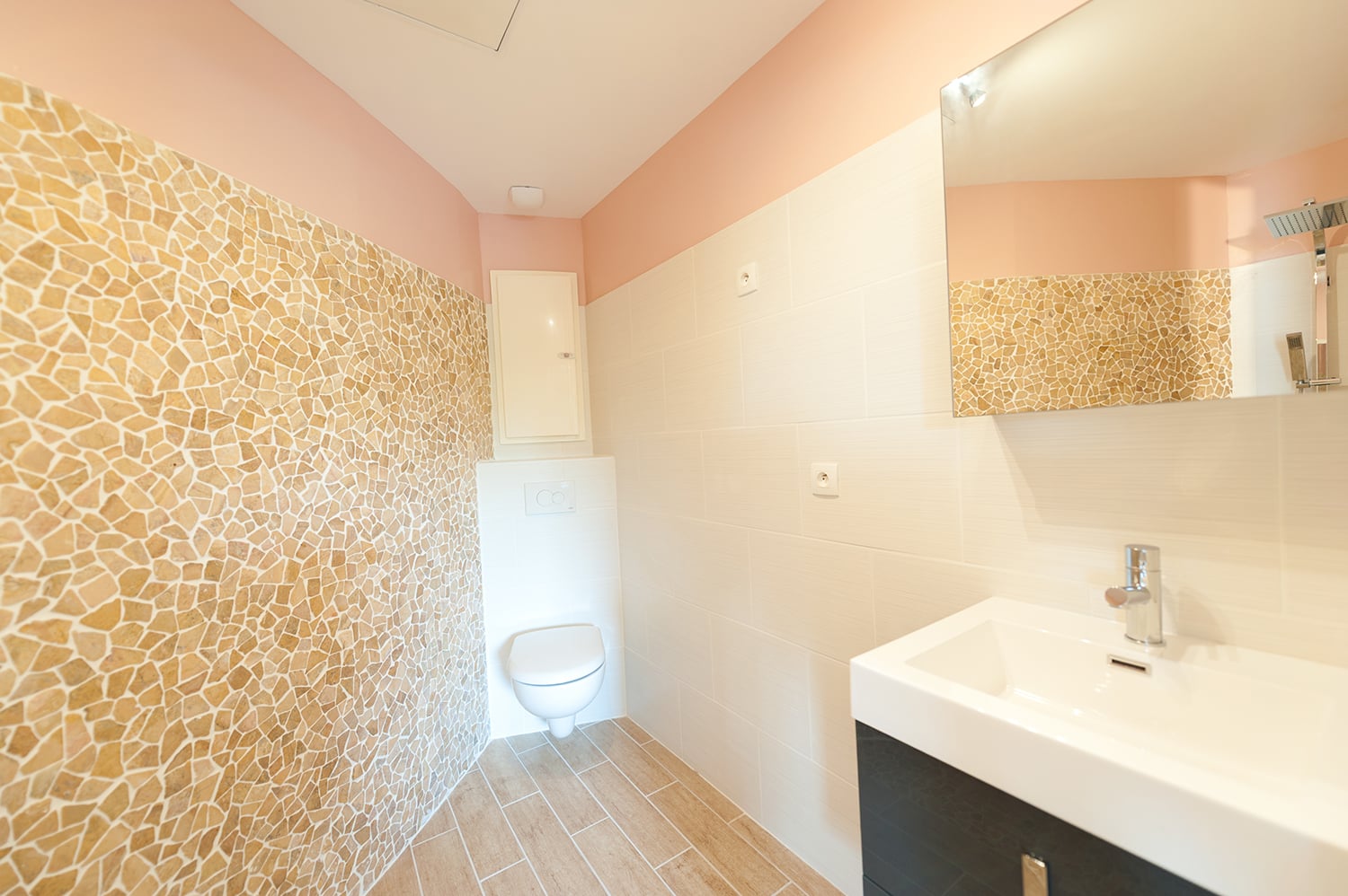 Bathroom | Holiday home in South of France