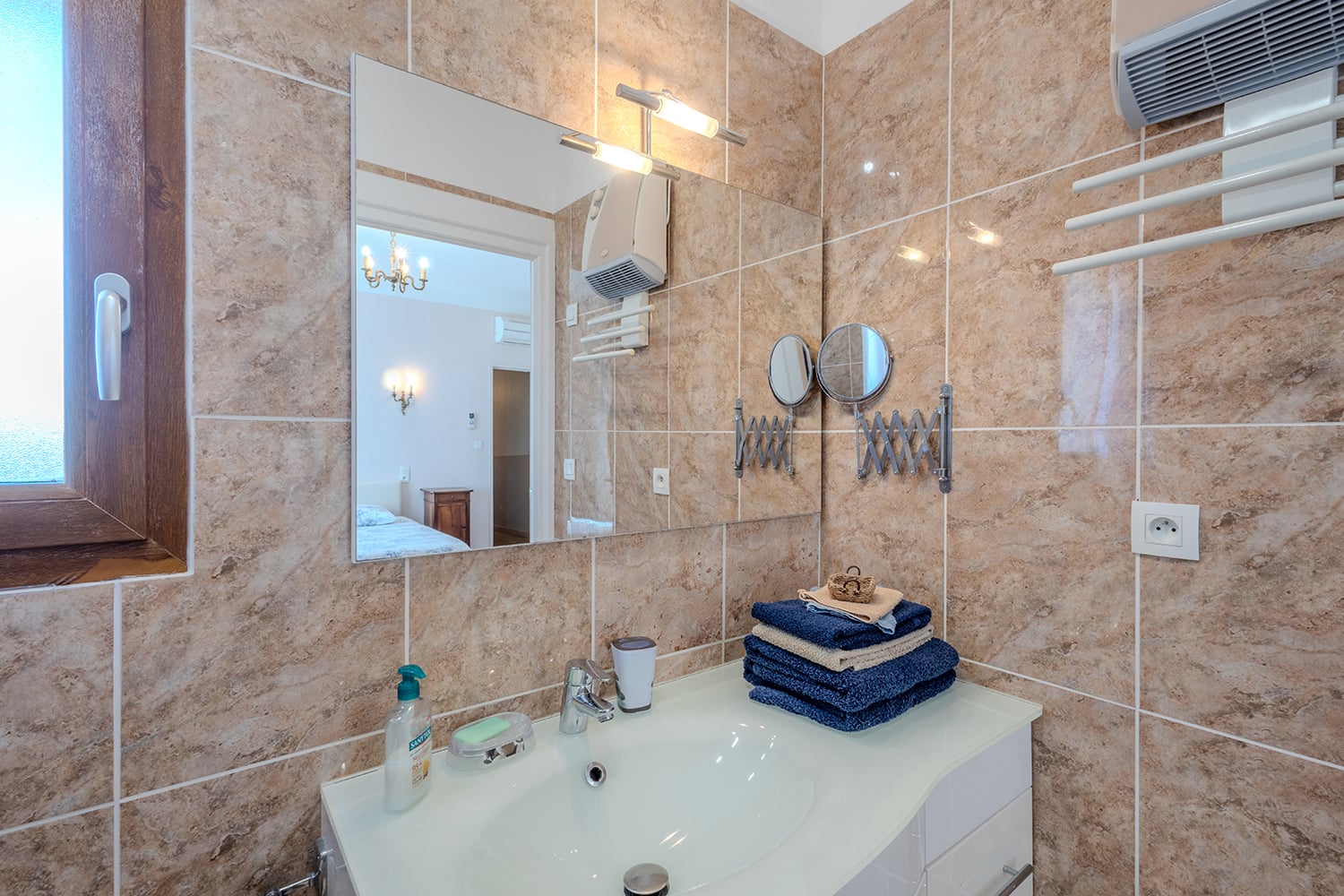 Bathroom | Holiday home in South of France