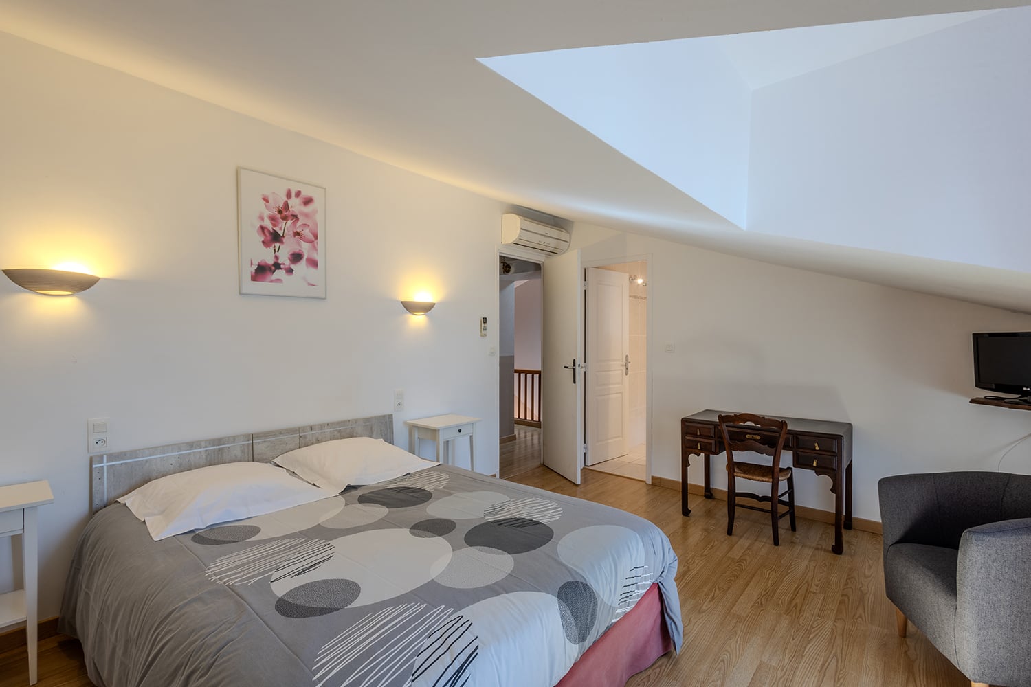 Bedroom | Holiday home in South of France