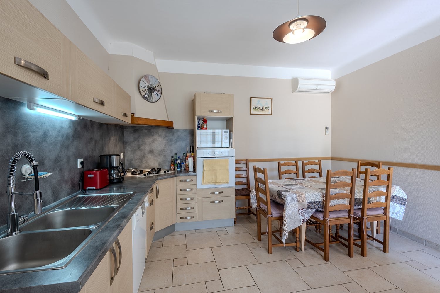 Kitchen | Holiday home in South of France