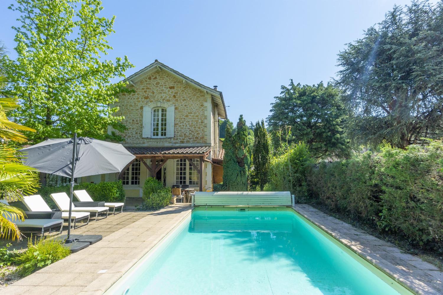 Maison de vacances à Sarlat avec piscine privée