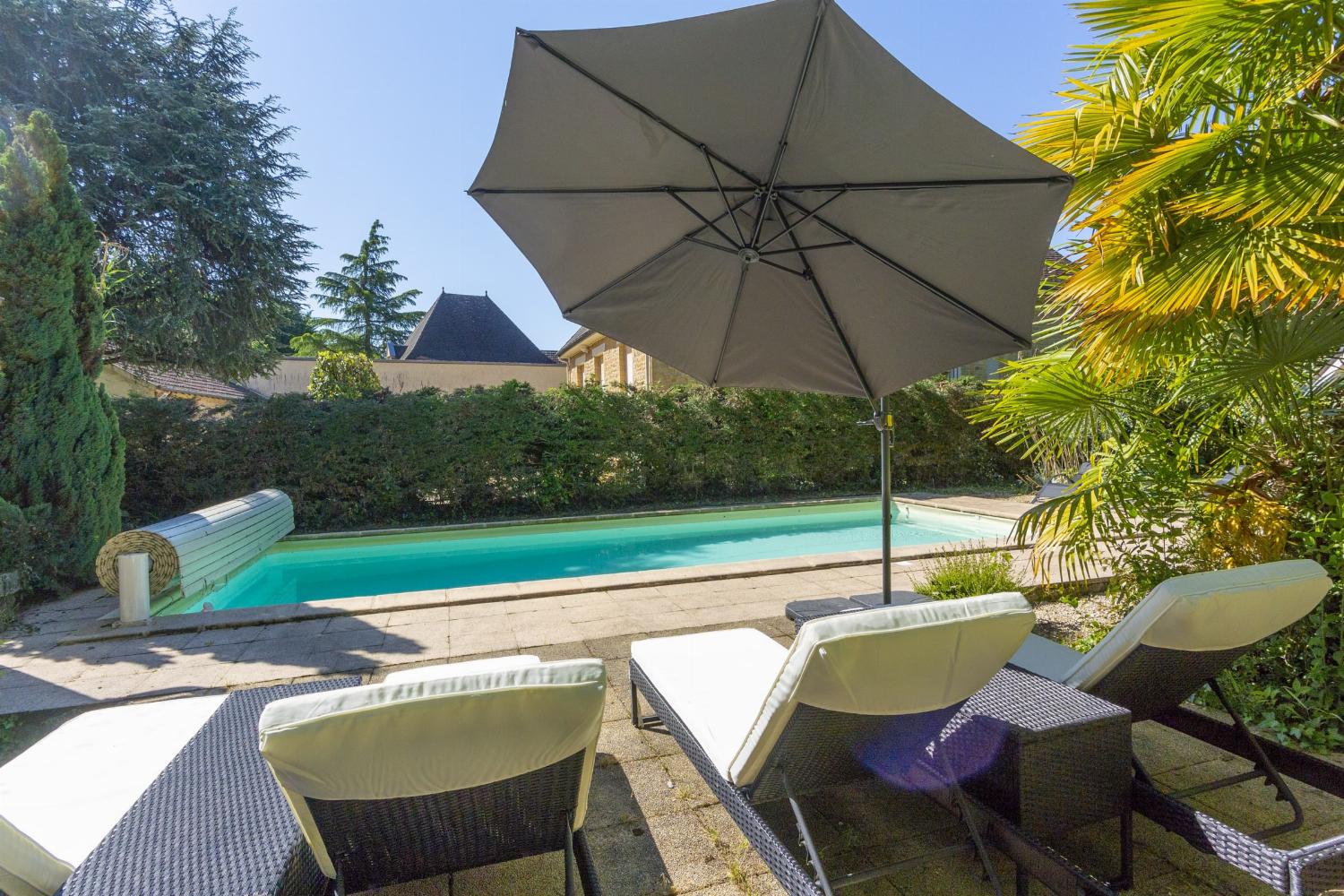 Private pool and terrace