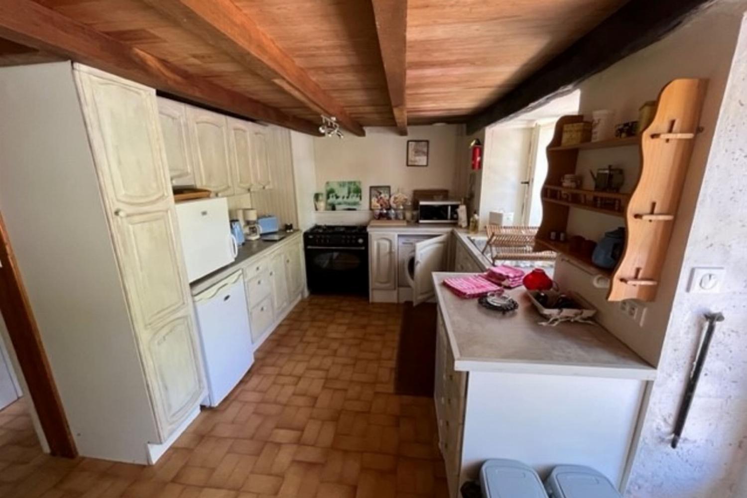 Kitchen | Holiday home in Nouvelle-Aquitaine