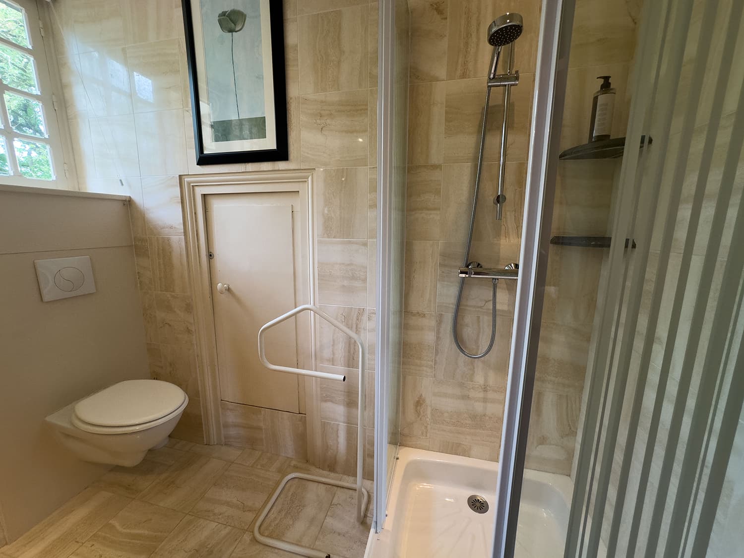 Bathroom | Holiday château in Nouvelle-Aquitaine