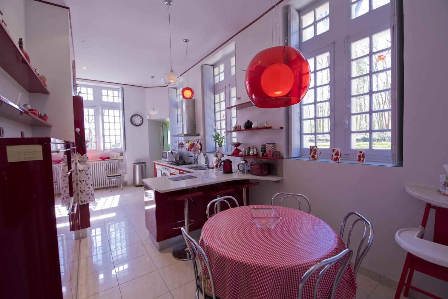Kitchen | Holiday château in Nouvelle-Aquitaine