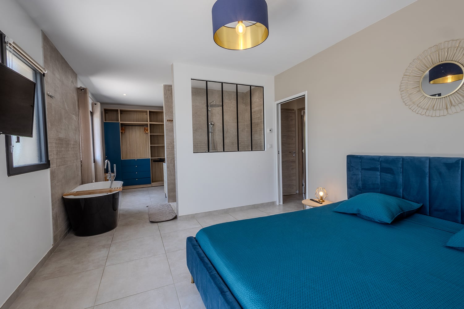 Bedroom | Holiday villa in Servian