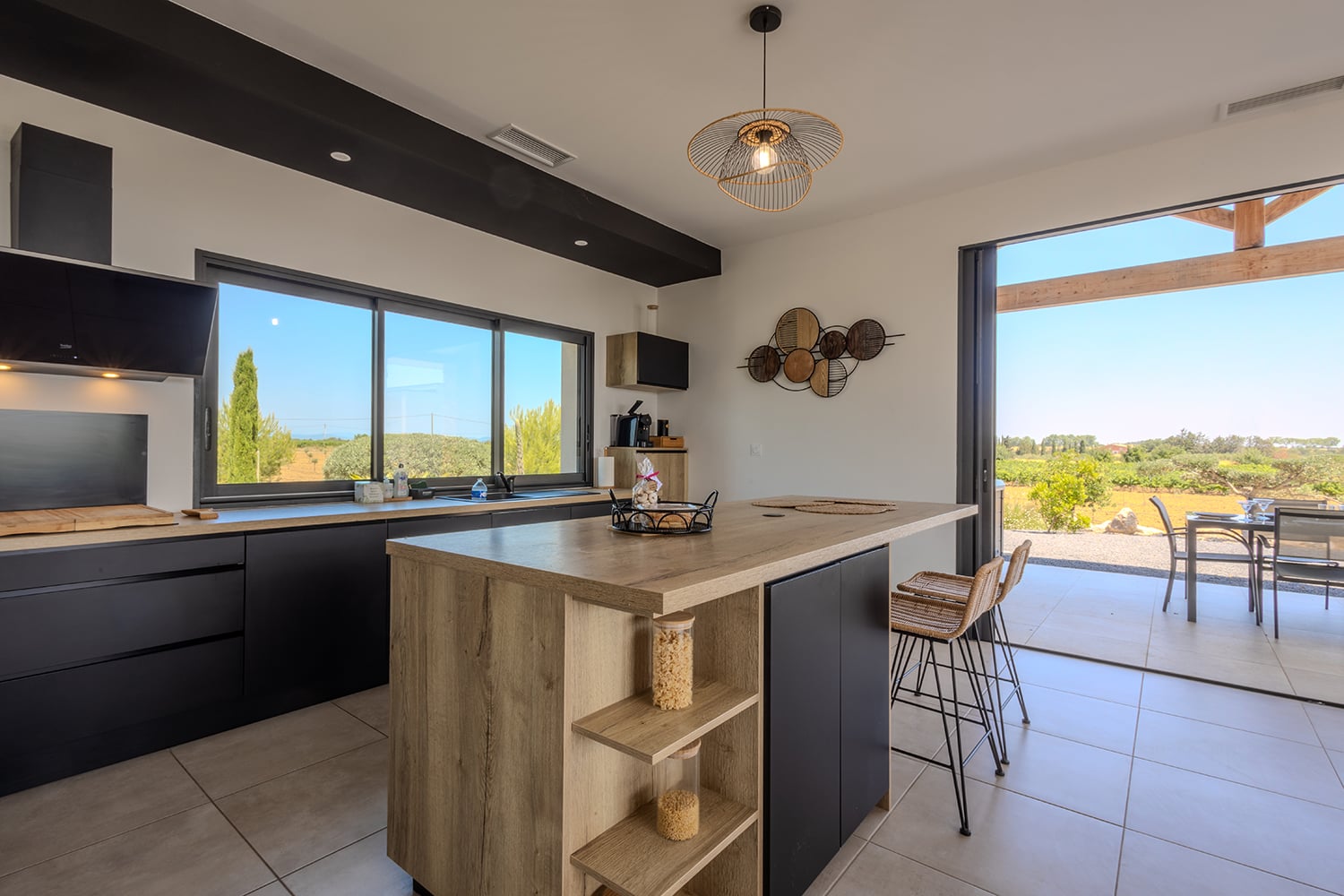 Kitchen | Holiday villa in Servian