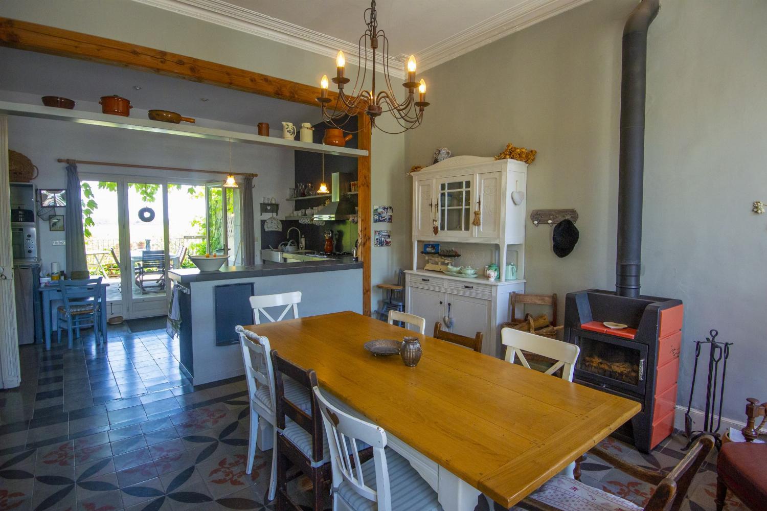 Dining room | Holiday home in the South of France