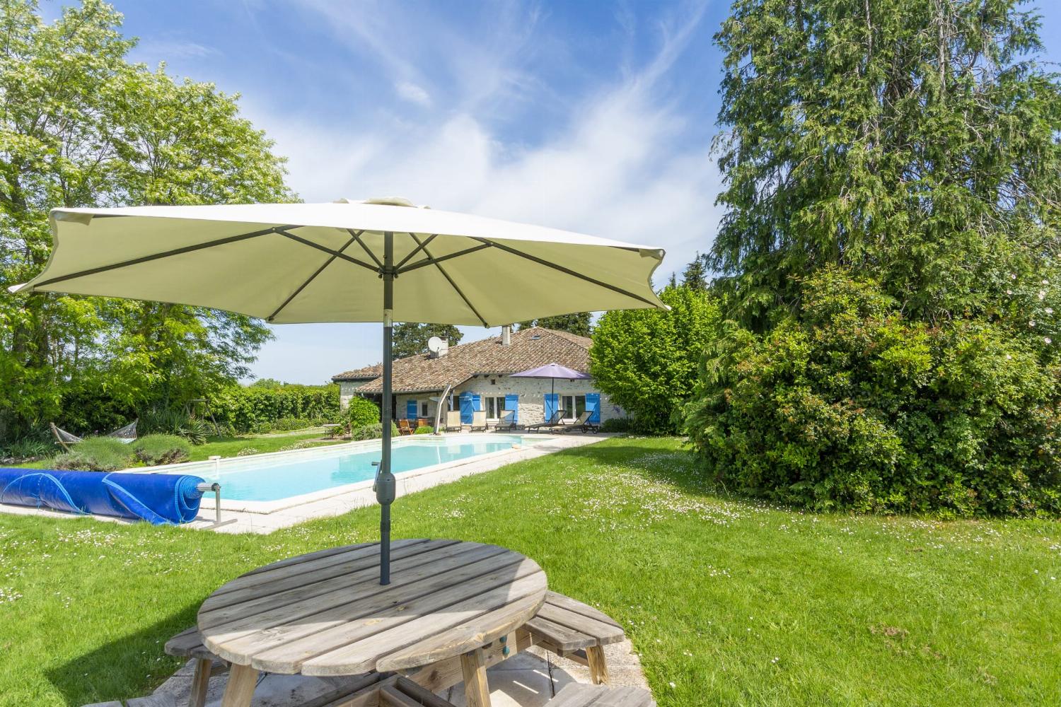 Private pool