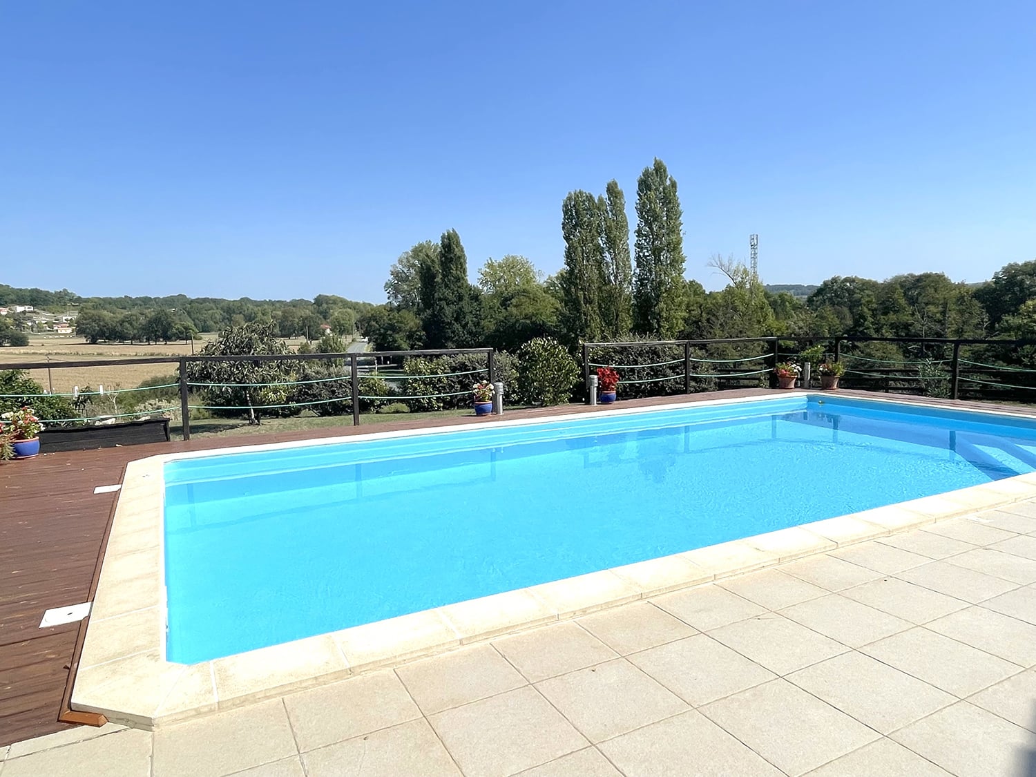 Private pool