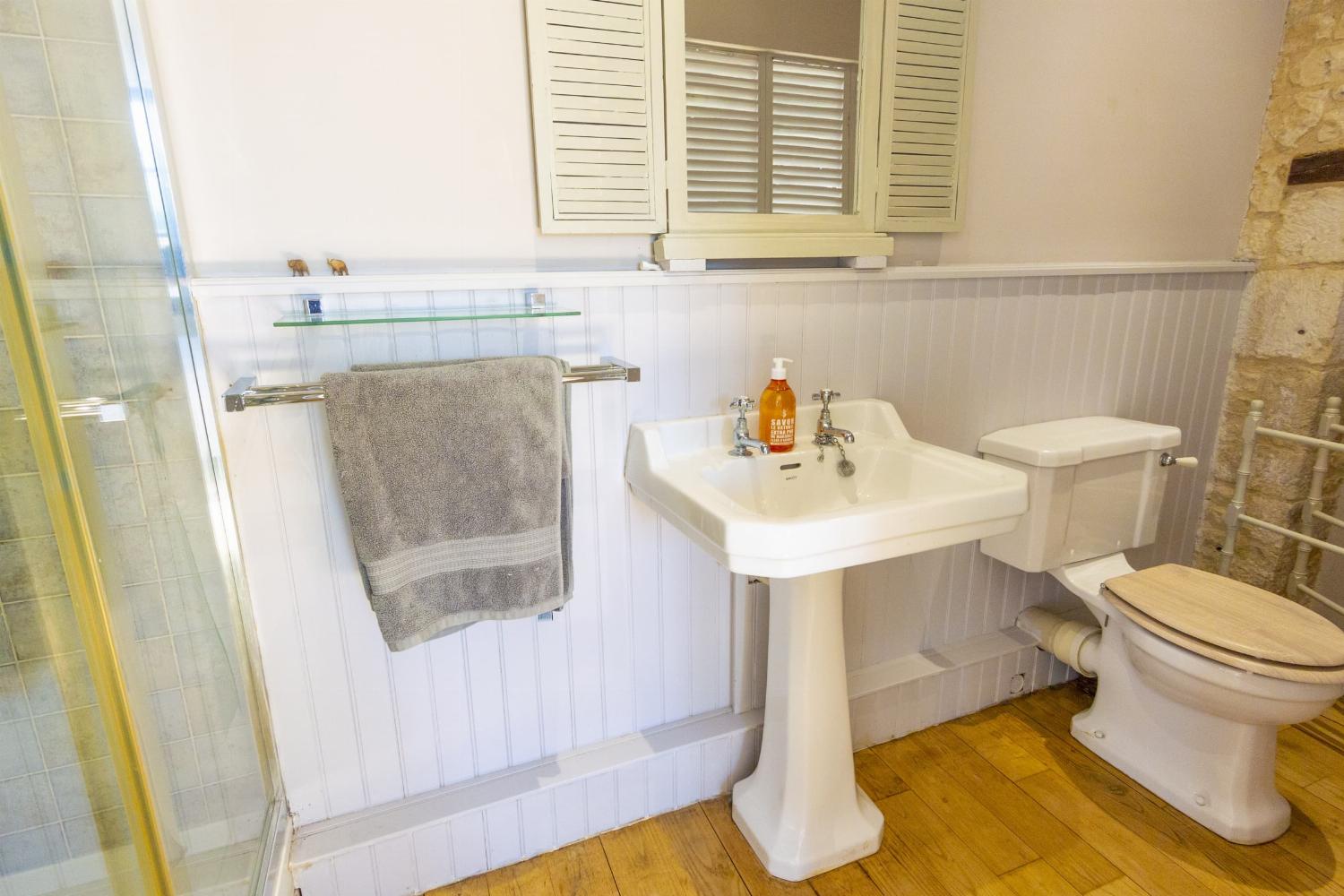 Bathroom | Holiday accommodation in Charente