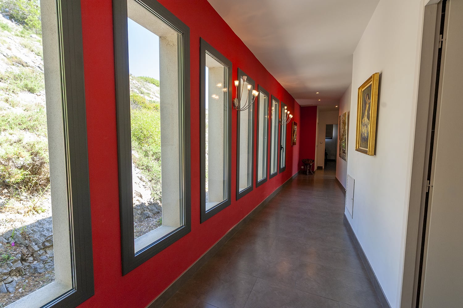 Hallway | Holiday villa in the South of France