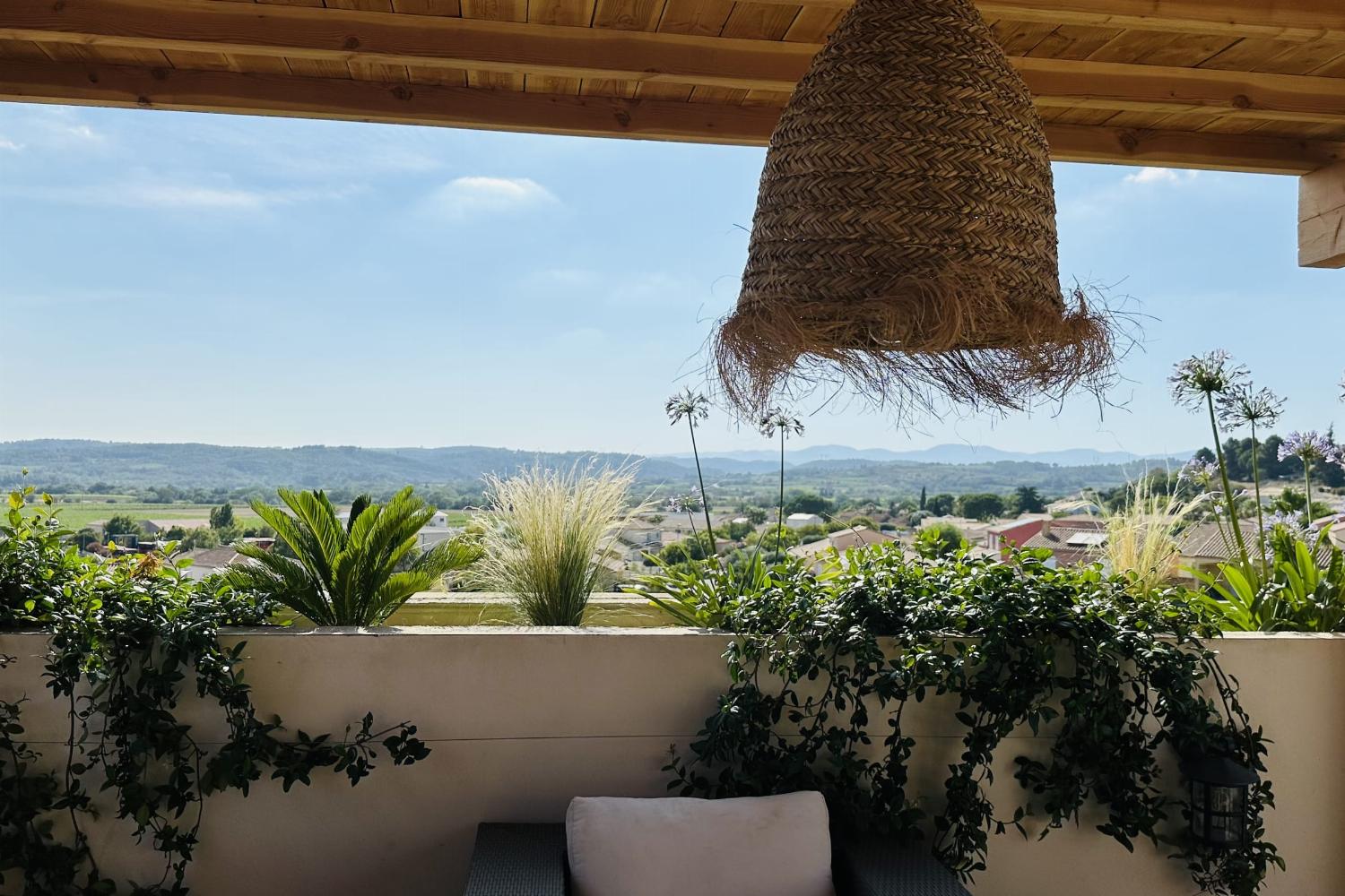 Shaded terrace | Holiday home in South of France