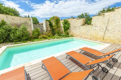 Private pool and terrace