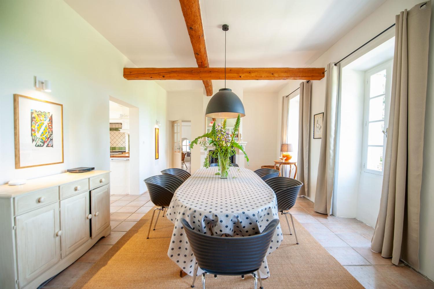 Dining room | Holiday villa in the South of France