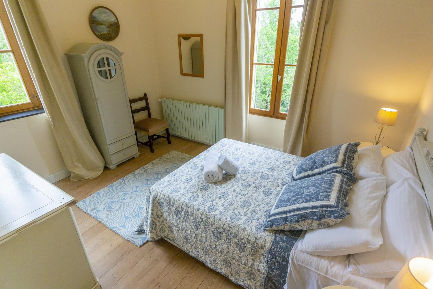 Bedroom | Holiday château in Lot-et-Garonne