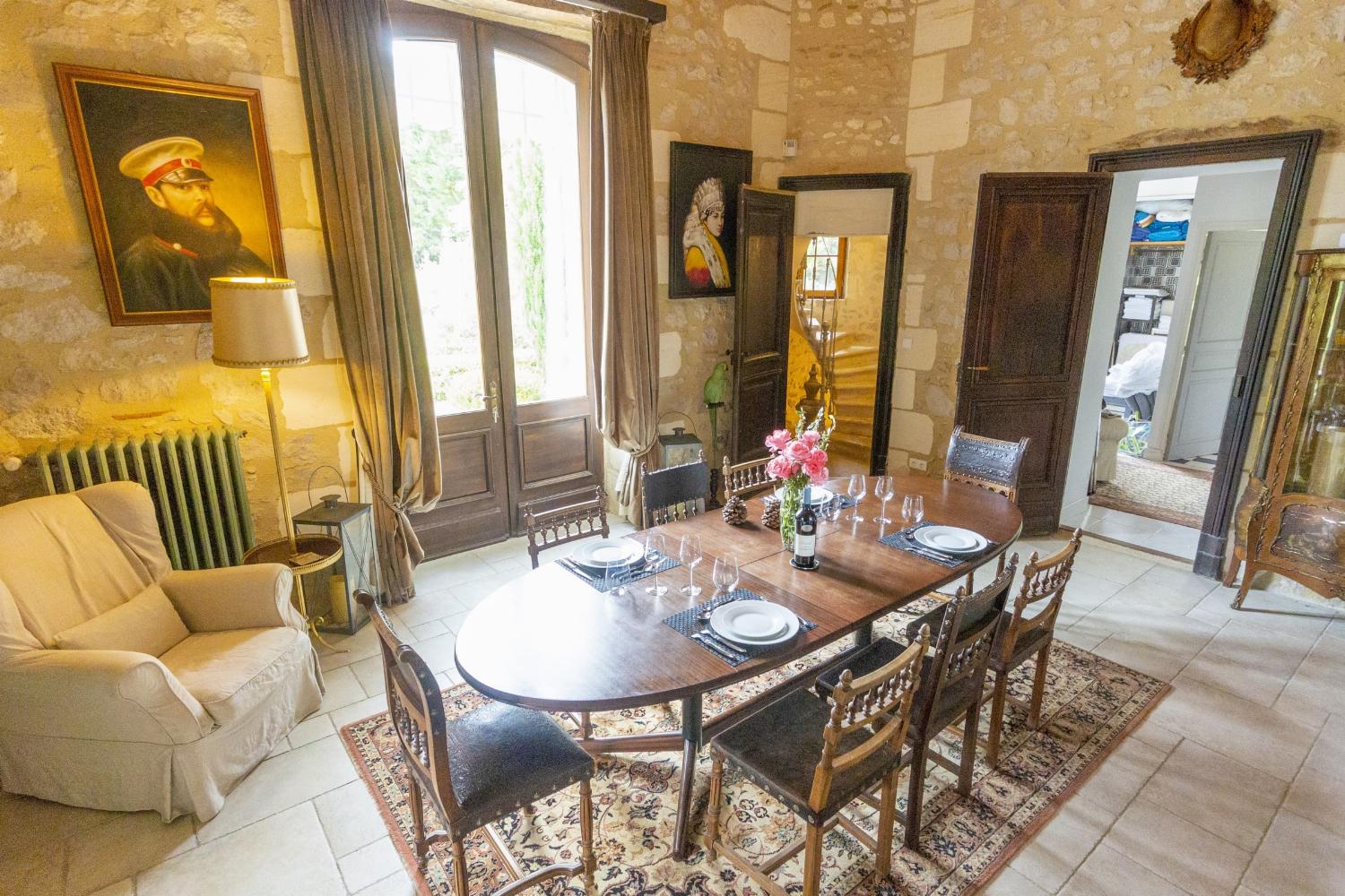 Dining room | Holiday château in Lot-et-Garonne