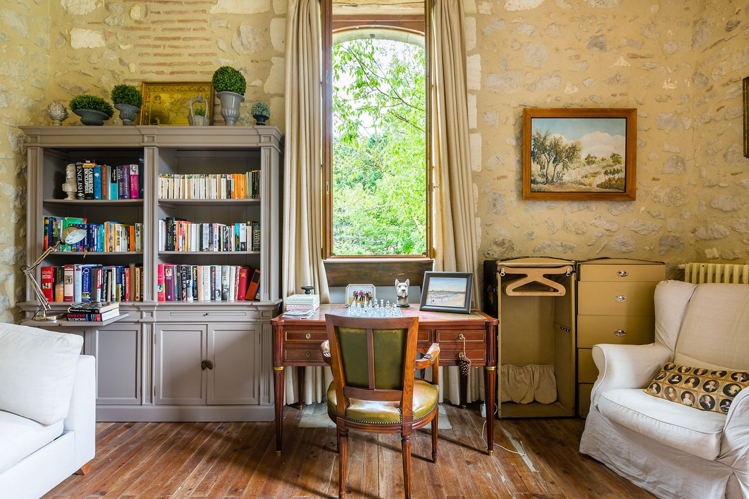 Sitting room | Holiday chateau in Nouvelle-Aquitaine