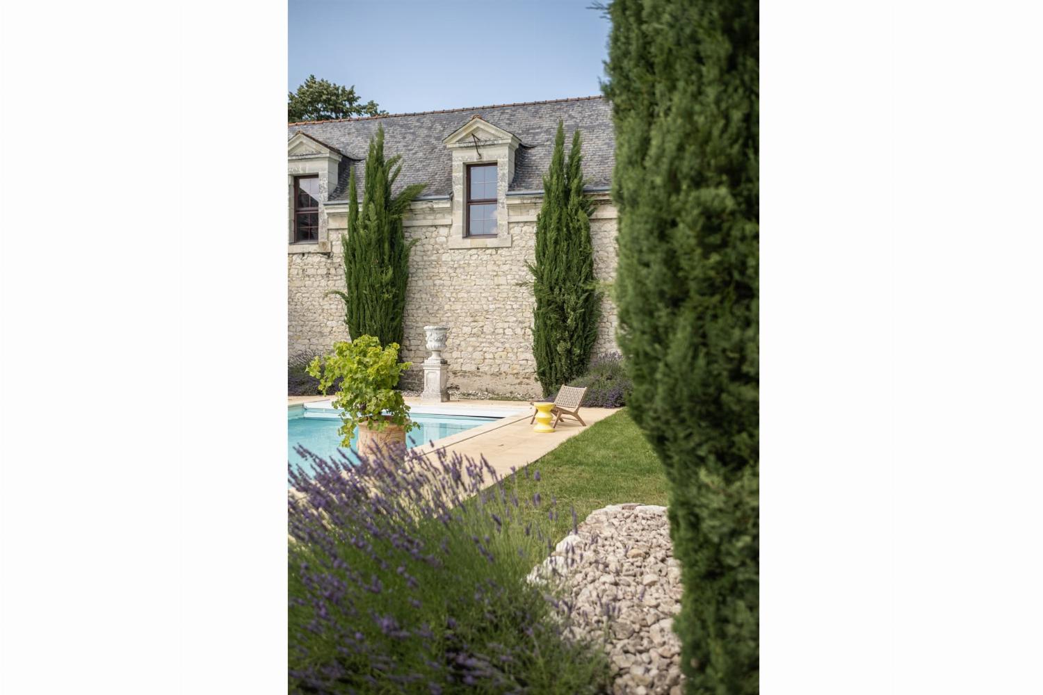 Private pool  | Holiday château in Indre-et-Loire