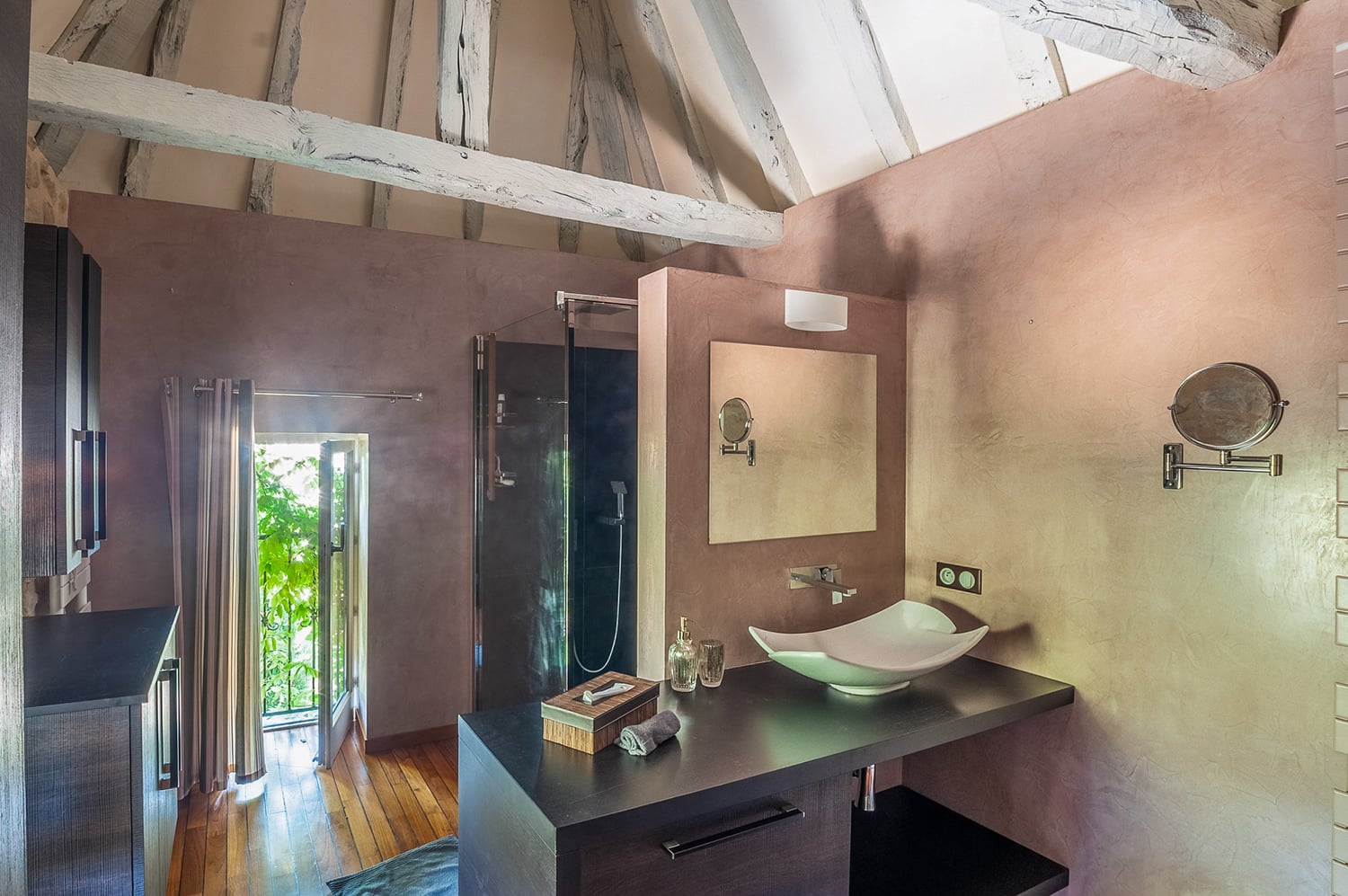 Bathroom | Holiday home in Gontaud-de-Nogaret Bathroom | Holiday home in Gontaud-de-Nogaret