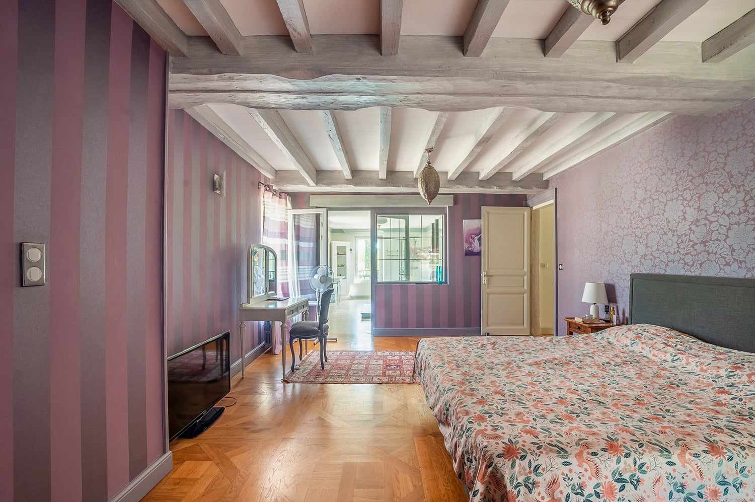 Bedroom | Holiday home in Gontaud-de-Nogaret Bedroom | Holiday home in Gontaud-de-Nogaret