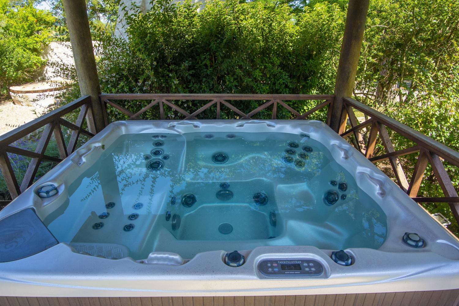 Jacuzzi