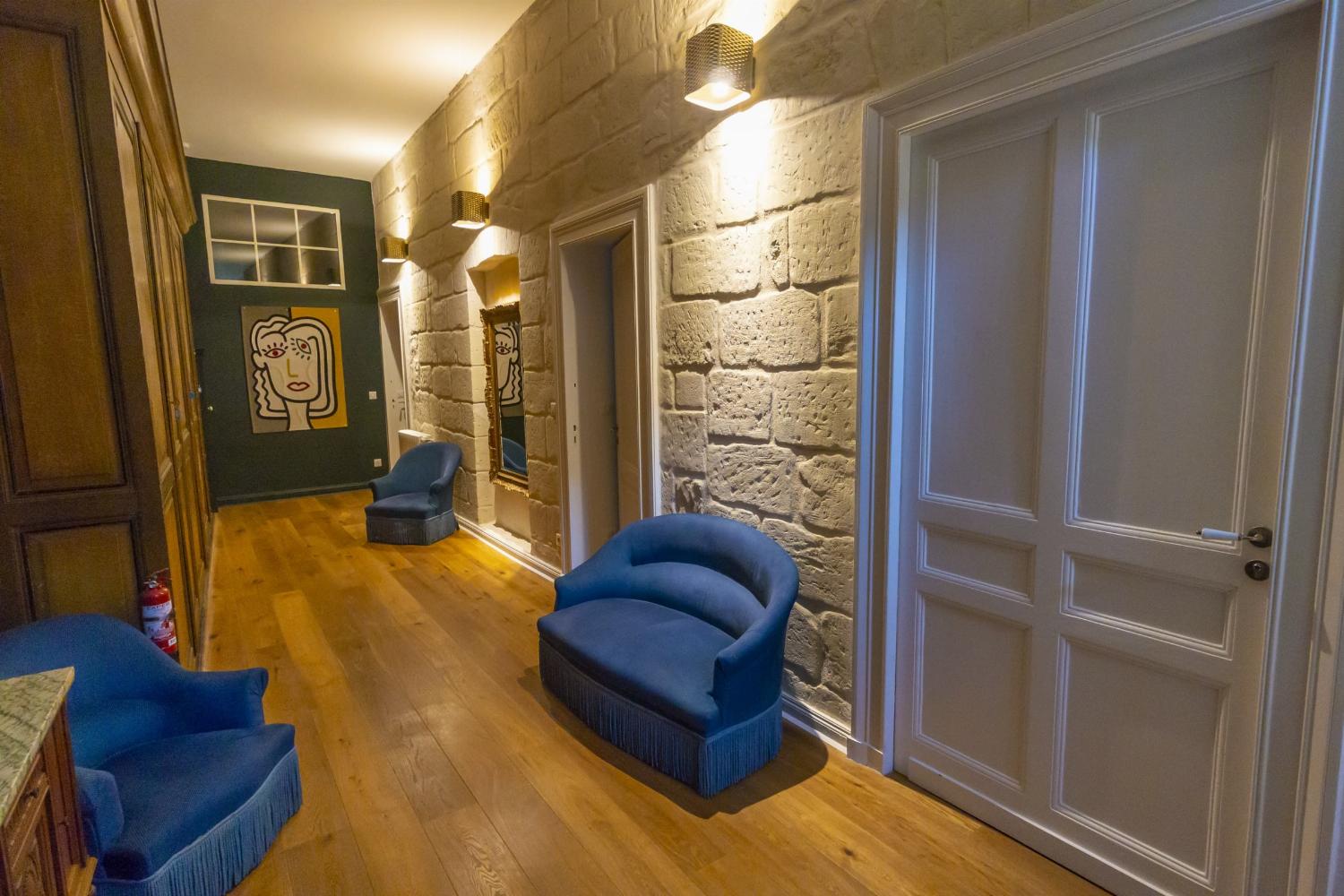 Hallway | Holiday home in Nouvelle-Aquitaine