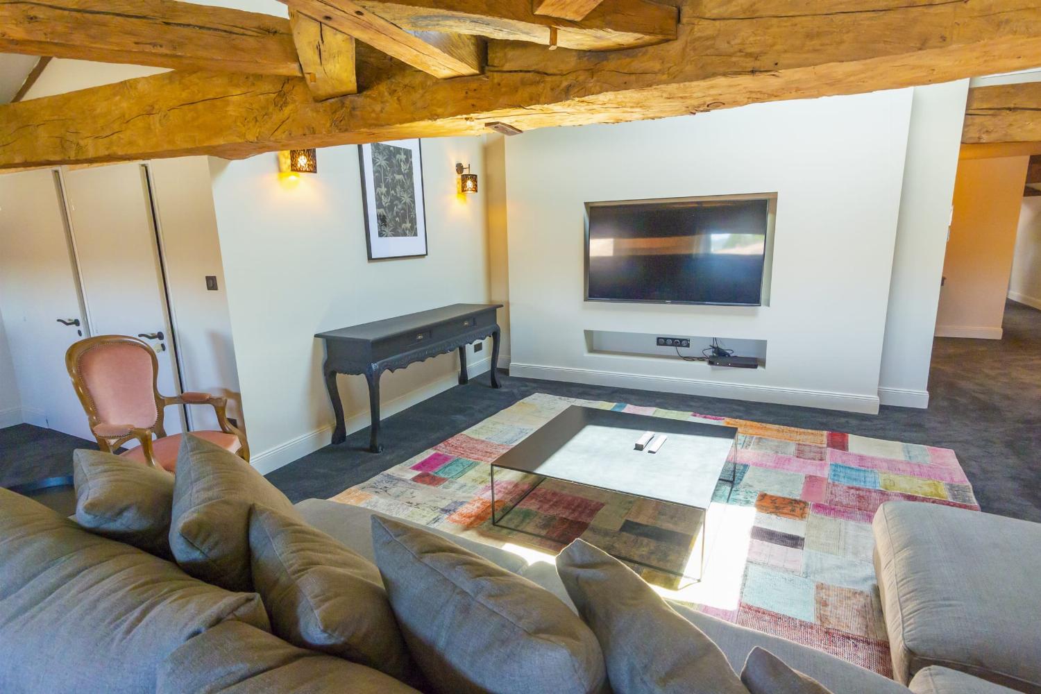 Living room | Holiday home in Nouvelle-Aquitaine