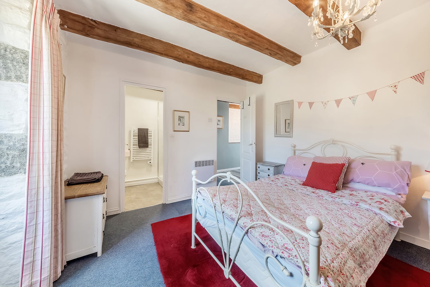 Bedroom | Holiday cottage in Brittany
