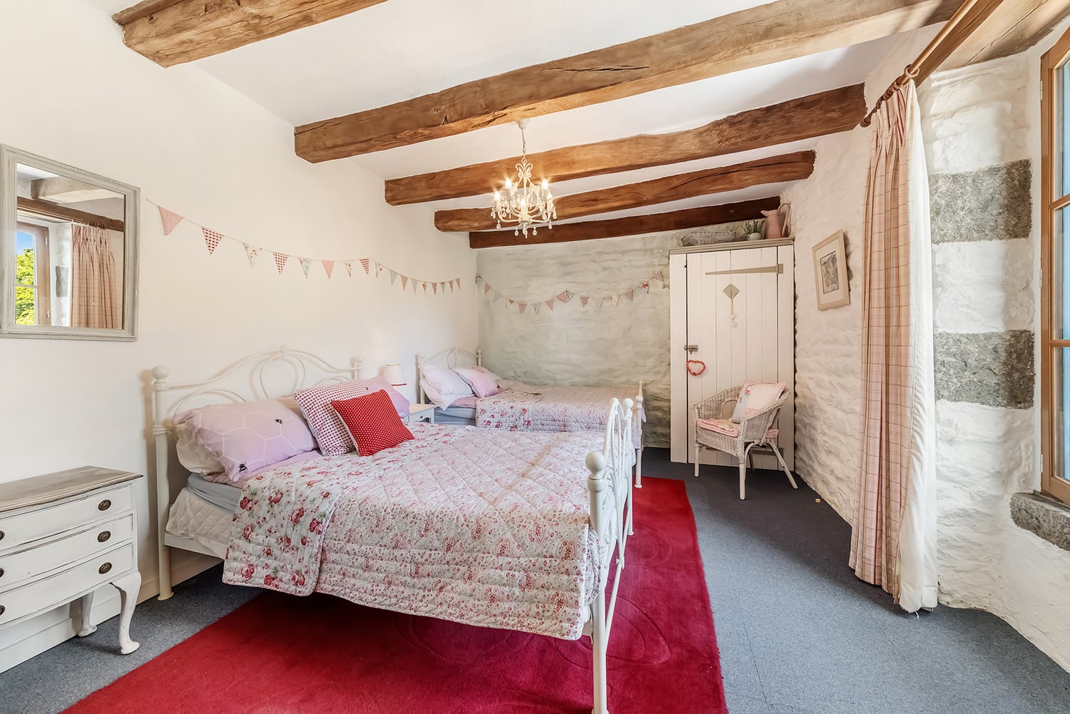 Bedroom | Holiday cottage in Brittany