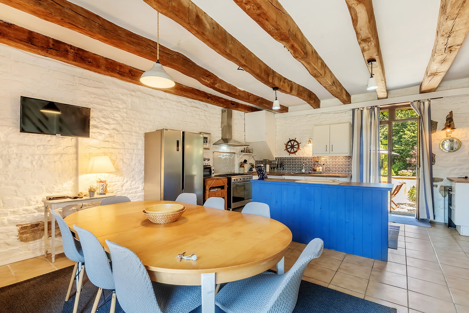 Dining room | Holiday cottage in Brittany