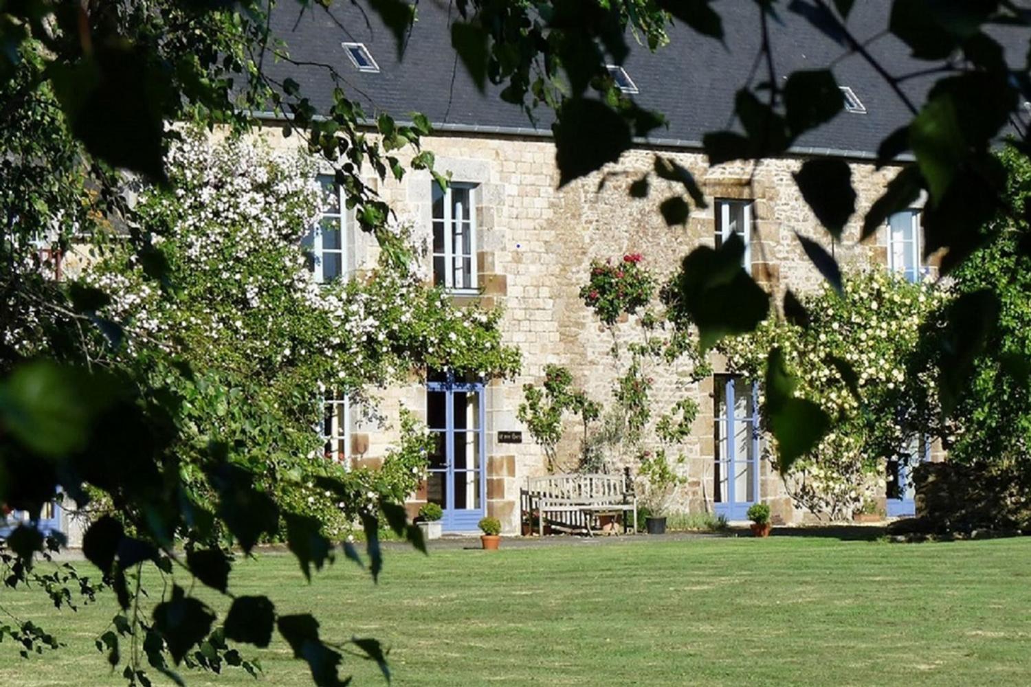 Holiday cottage in Brittany