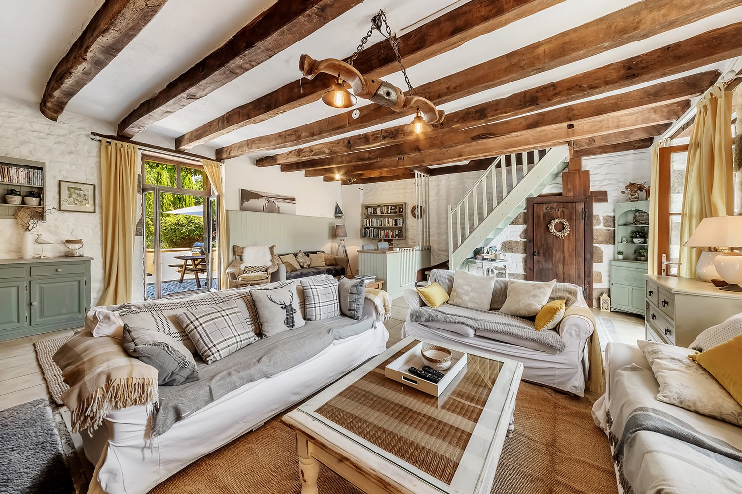 Sitting room | Holiday cottage in Brittany