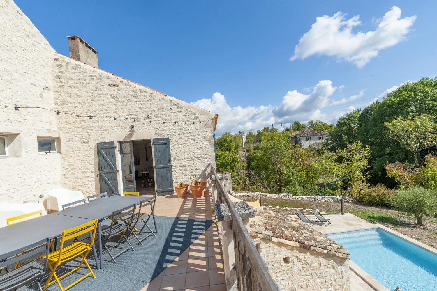 1st floor terrace | Rental home in Lot