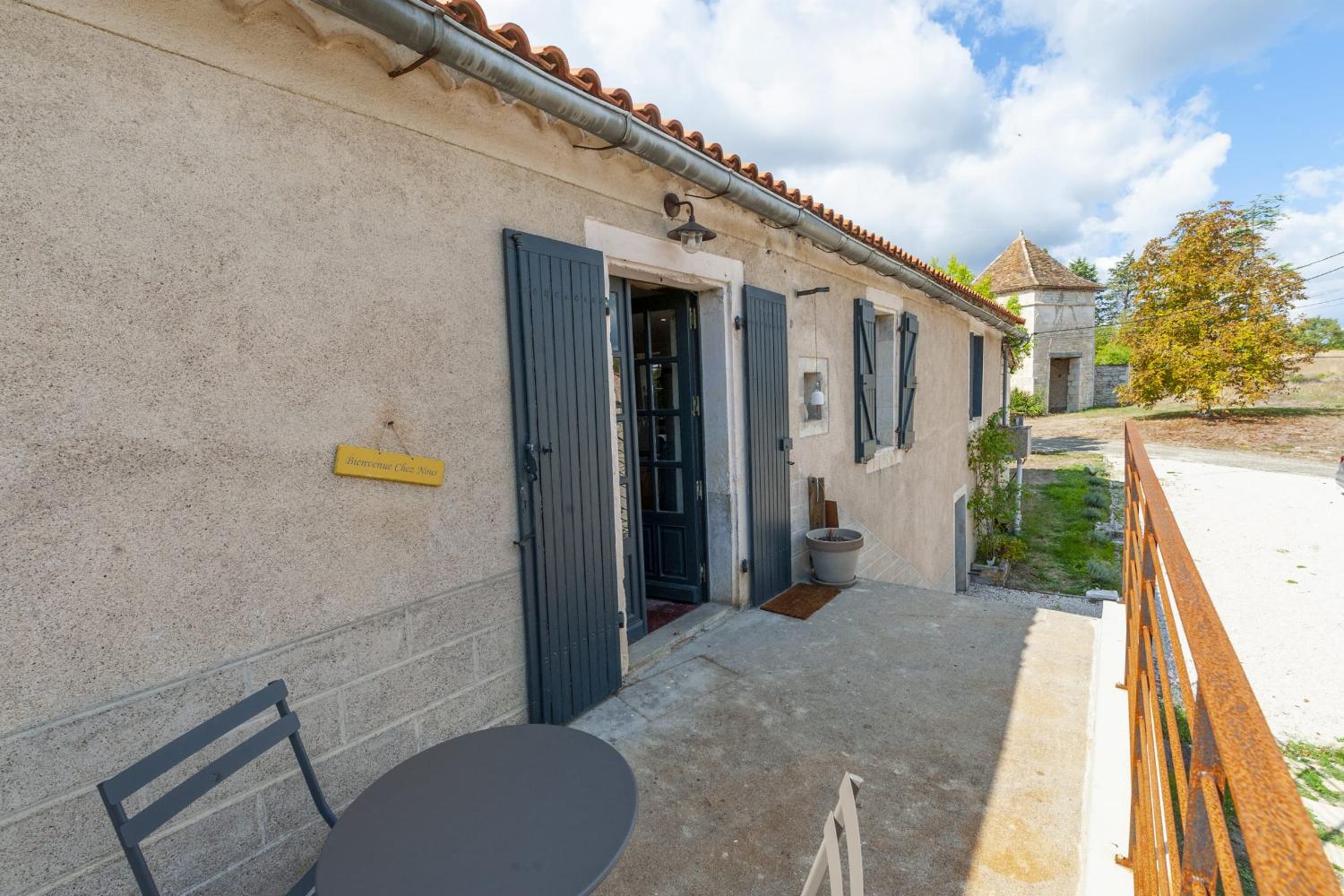 1st floor terrace | Rental home in Lot