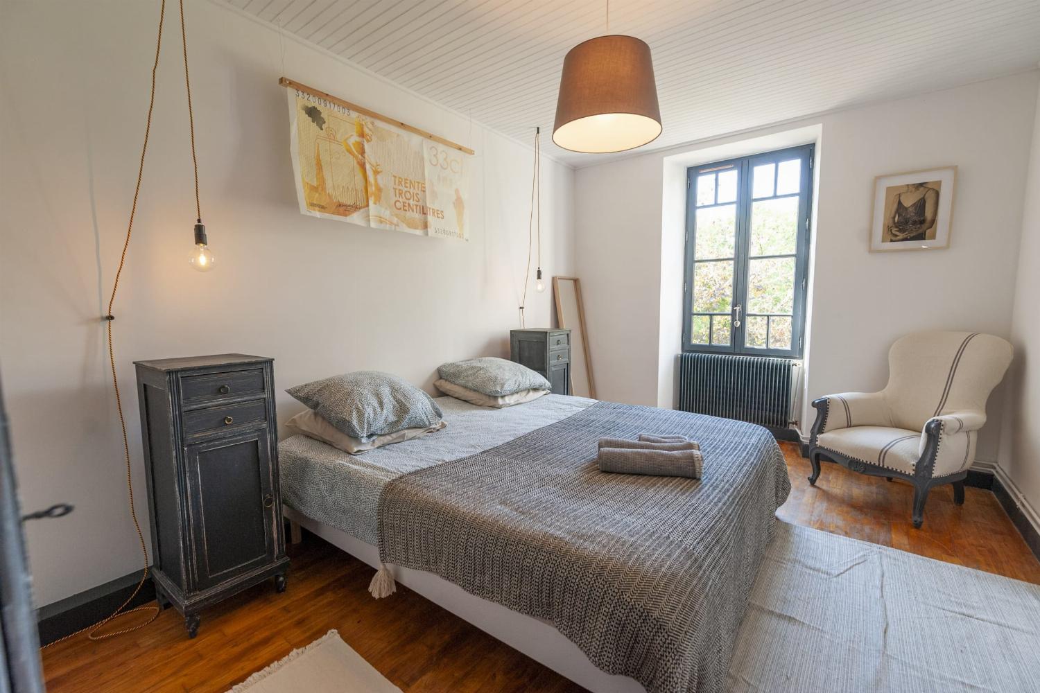 Bedroom | Rental home in Lot