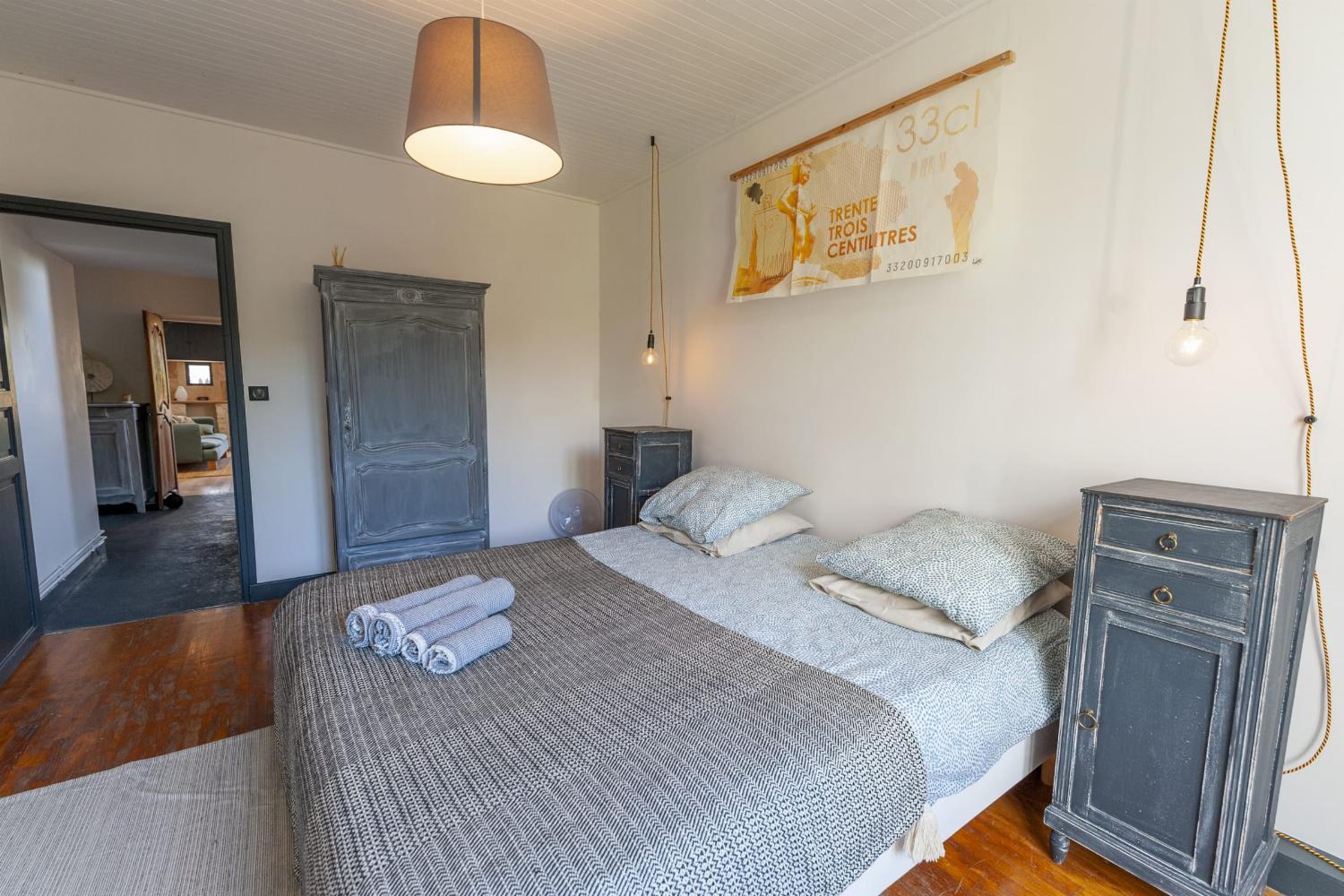 Bedroom | Rental home in Lot