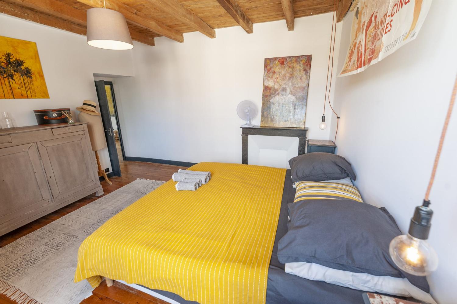 Bedroom | Rental home in Lot