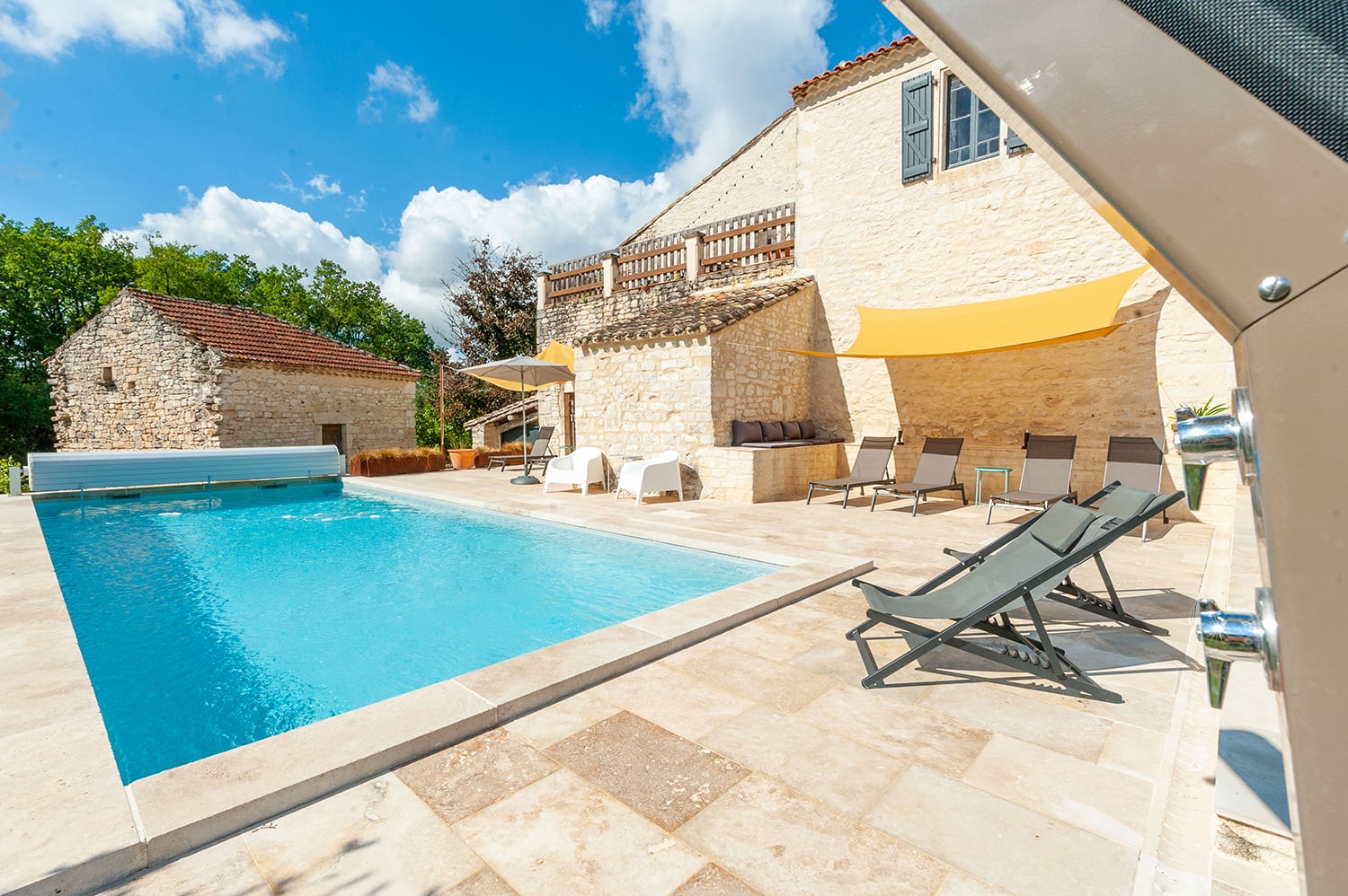 Private pool