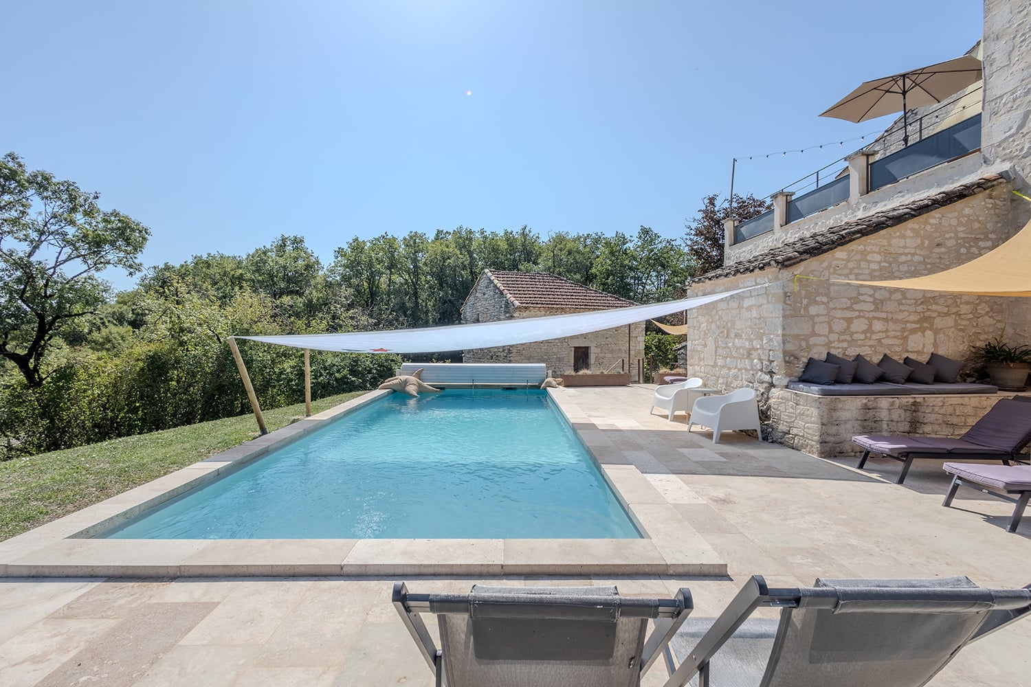 Private pool Private pool