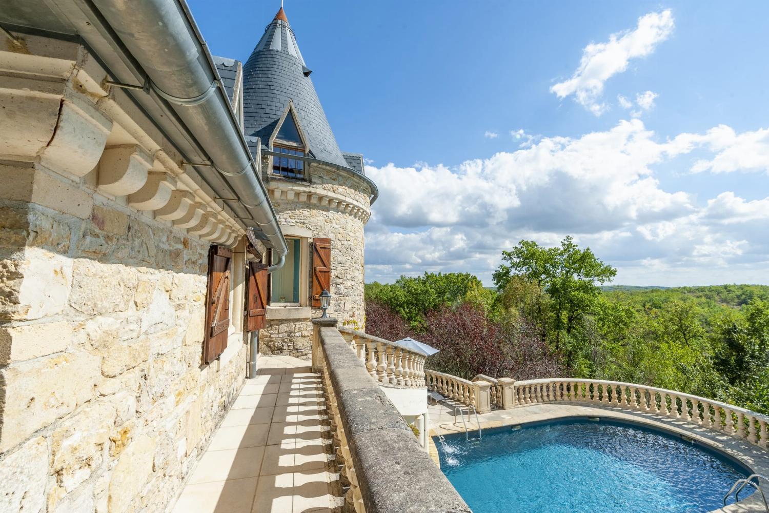 1st floor terrace | Holiday château in the Lot