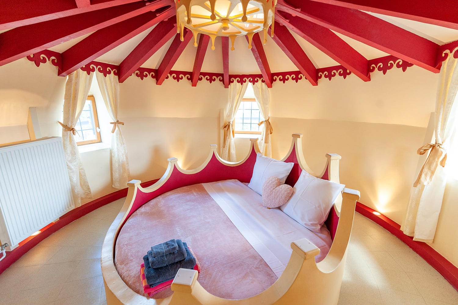 Bedroom | Holiday château in Cambayrac Bedroom | Holiday château in Cambayrac