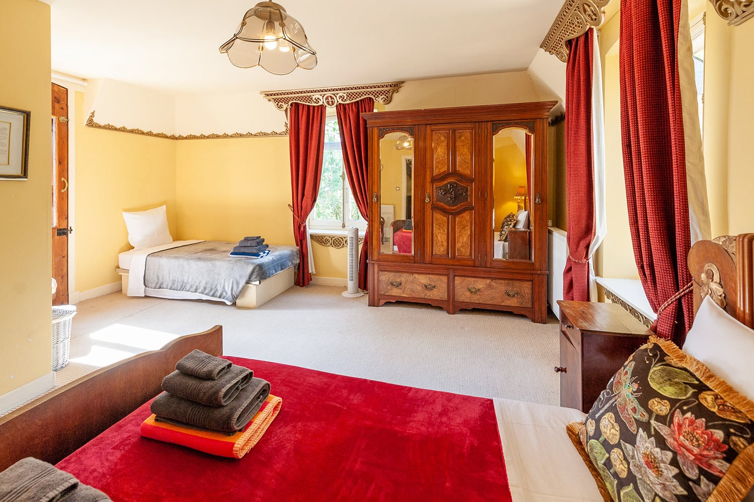 Bedroom | Holiday château in Cambayrac Bedroom | Holiday château in Cambayrac