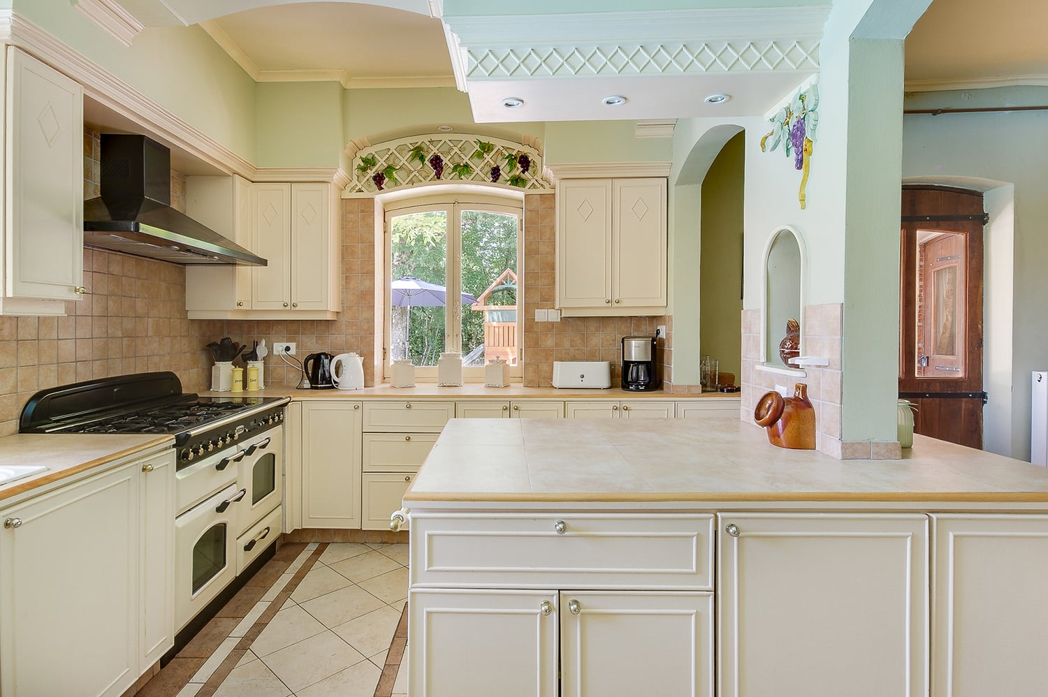 Kitchen | Holiday château in Cambayrac Kitchen | Holiday château in Cambayrac