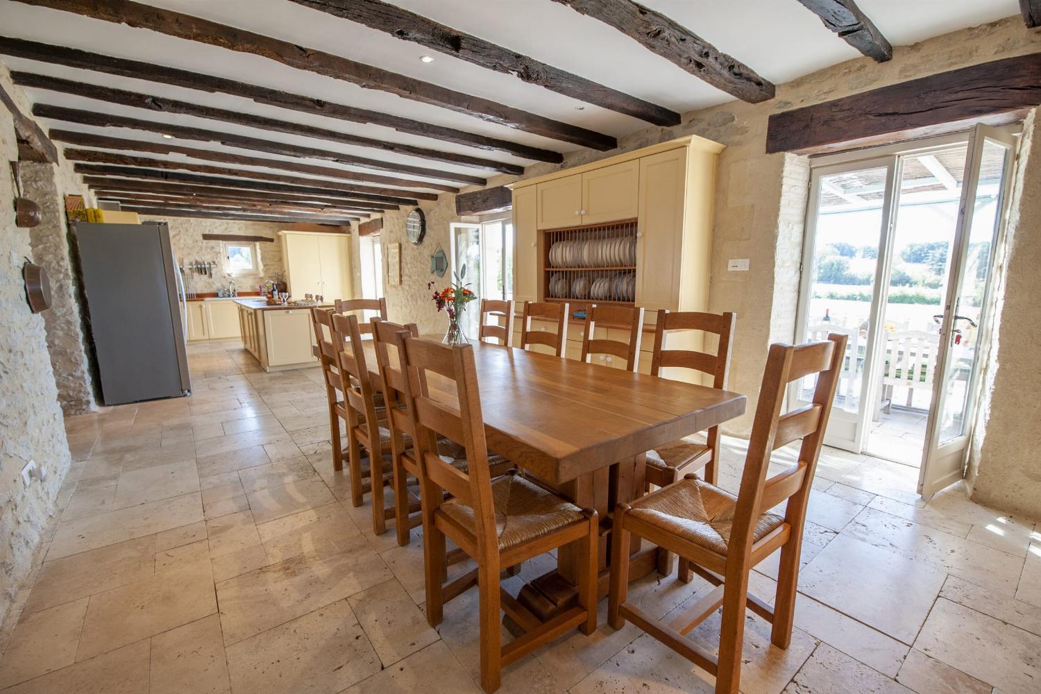 Dining room | Holiday home in Lot-et-Garonne