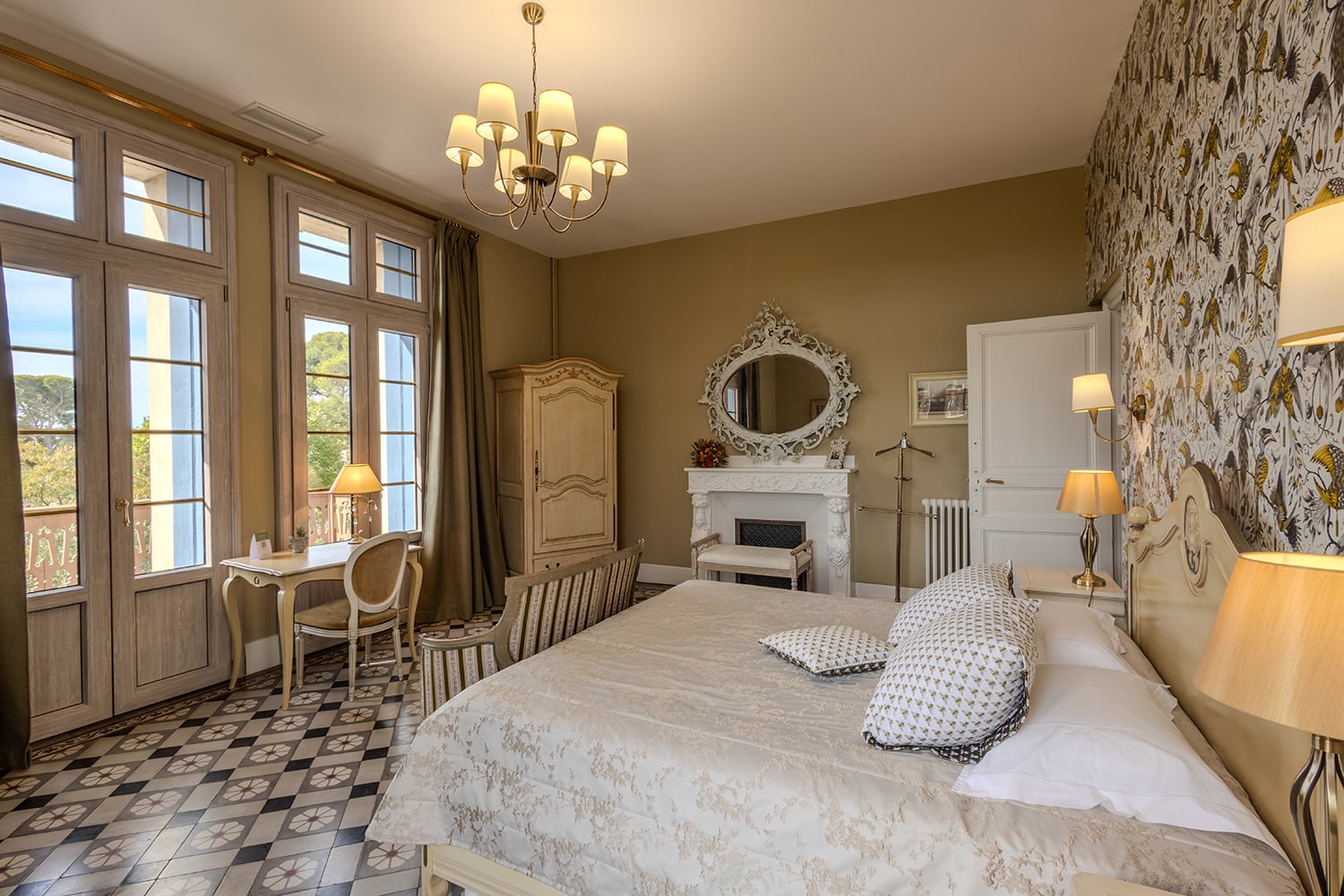 Bedroom | Holiday château in Olonzac