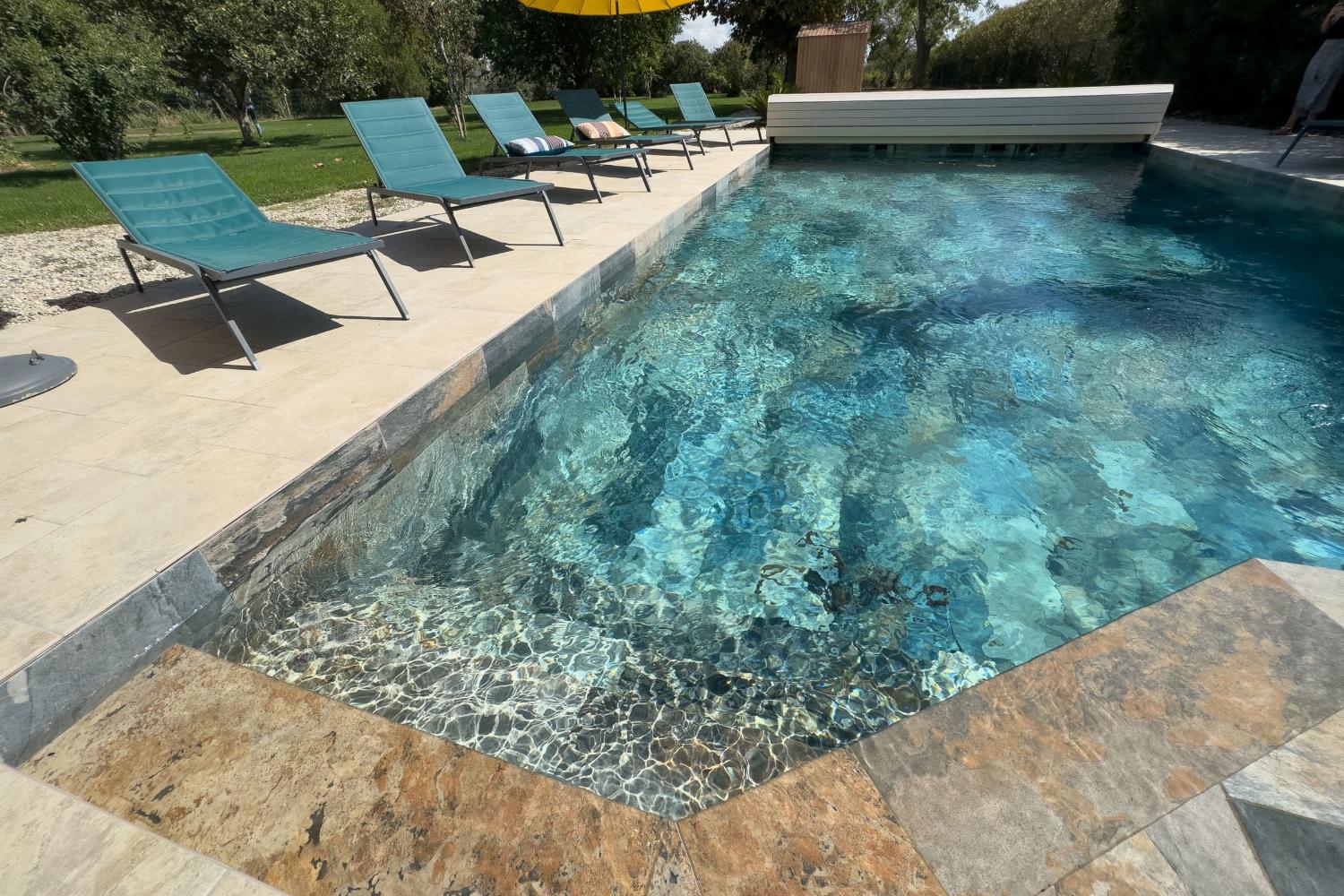 Private pool | Holiday château in the South of France