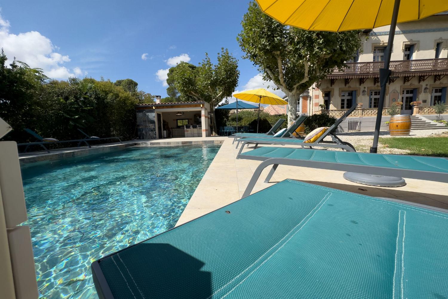 Private pool | Holiday château in the South of France