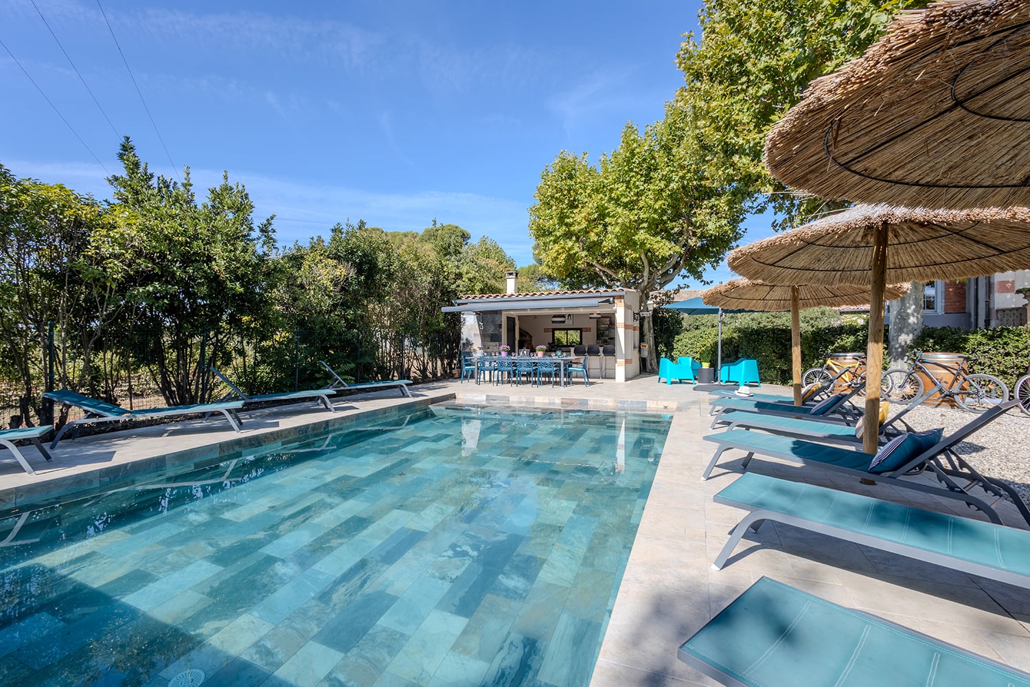 Private pool